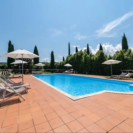 In With Pool Apartment